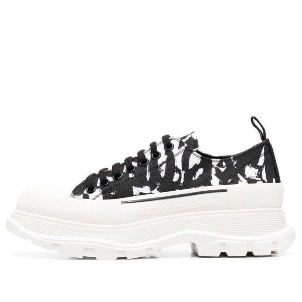Кроссовки tread slick sneakers 'black white cream' Alexander Mcqueen, черный
Кроссовки tread slick sneakers 'black white cream' Alexander Mcqueen, черный