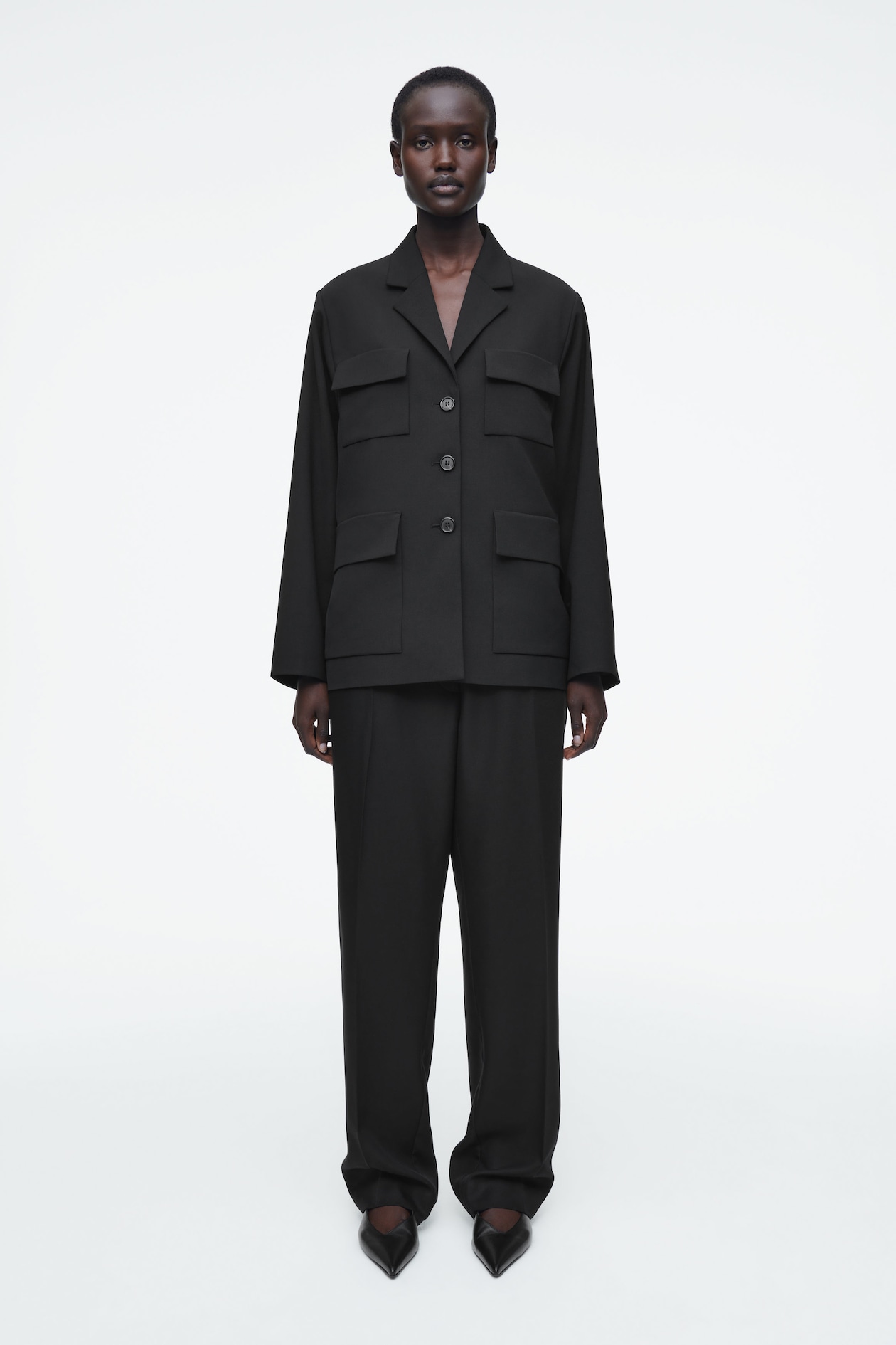 Прямые брюки с эластичной талией COS, черный
Прямые брюки с эластичной талией COS, черный