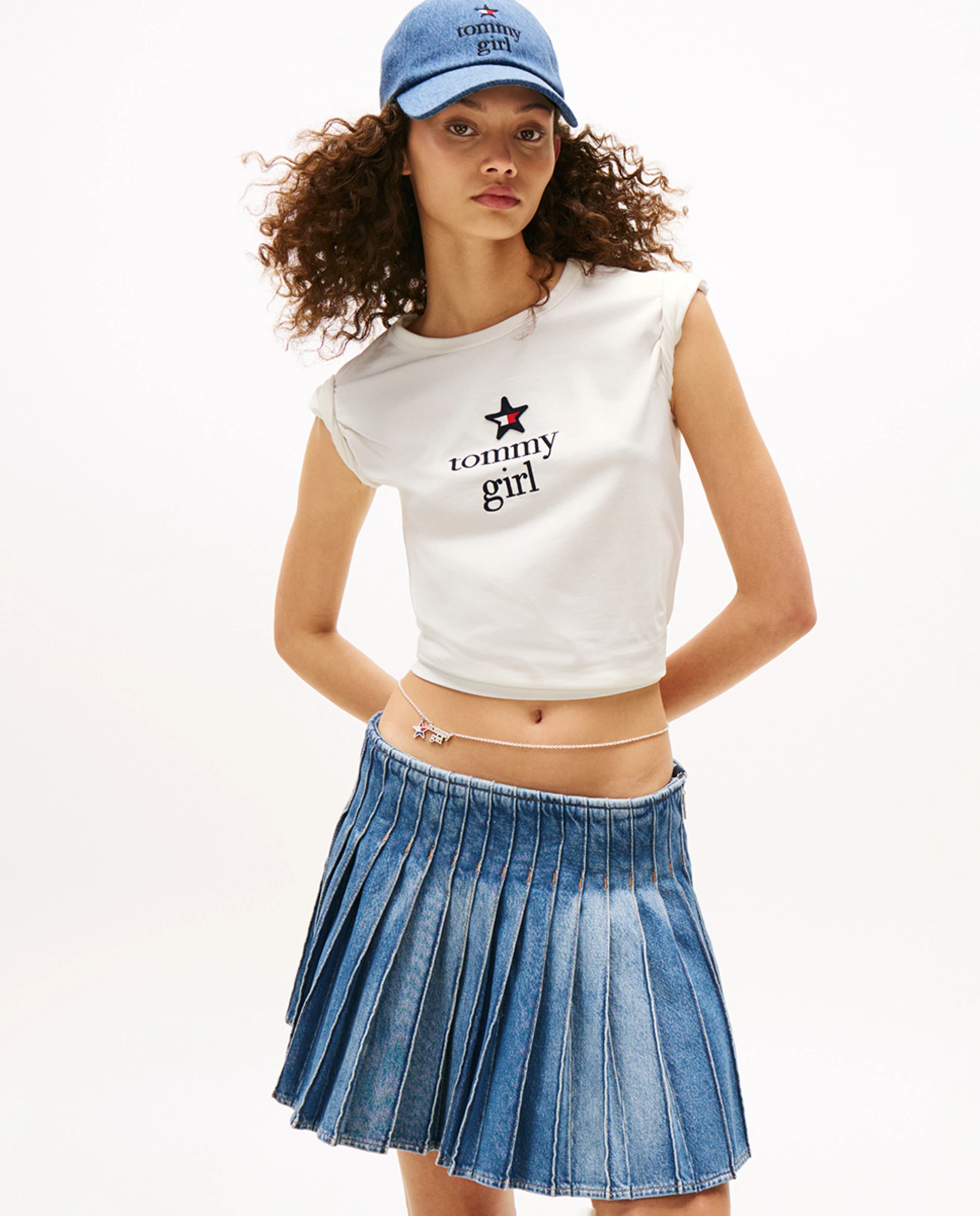 Женская футболка Tommy Girl Tommy Jeans, цвет Crudo
Женская футболка Tommy Girl Tommy Jeans, цвет Crudo