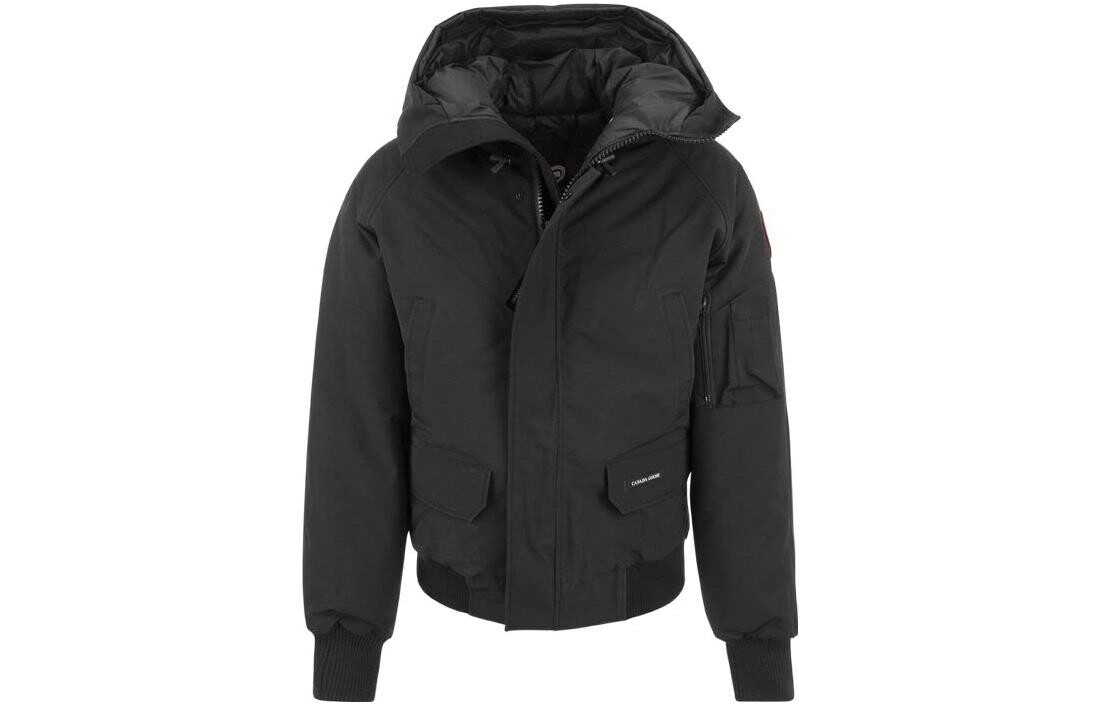 Мужской пуховик Canada Goose, черный
Мужской пуховик Canada Goose, черный