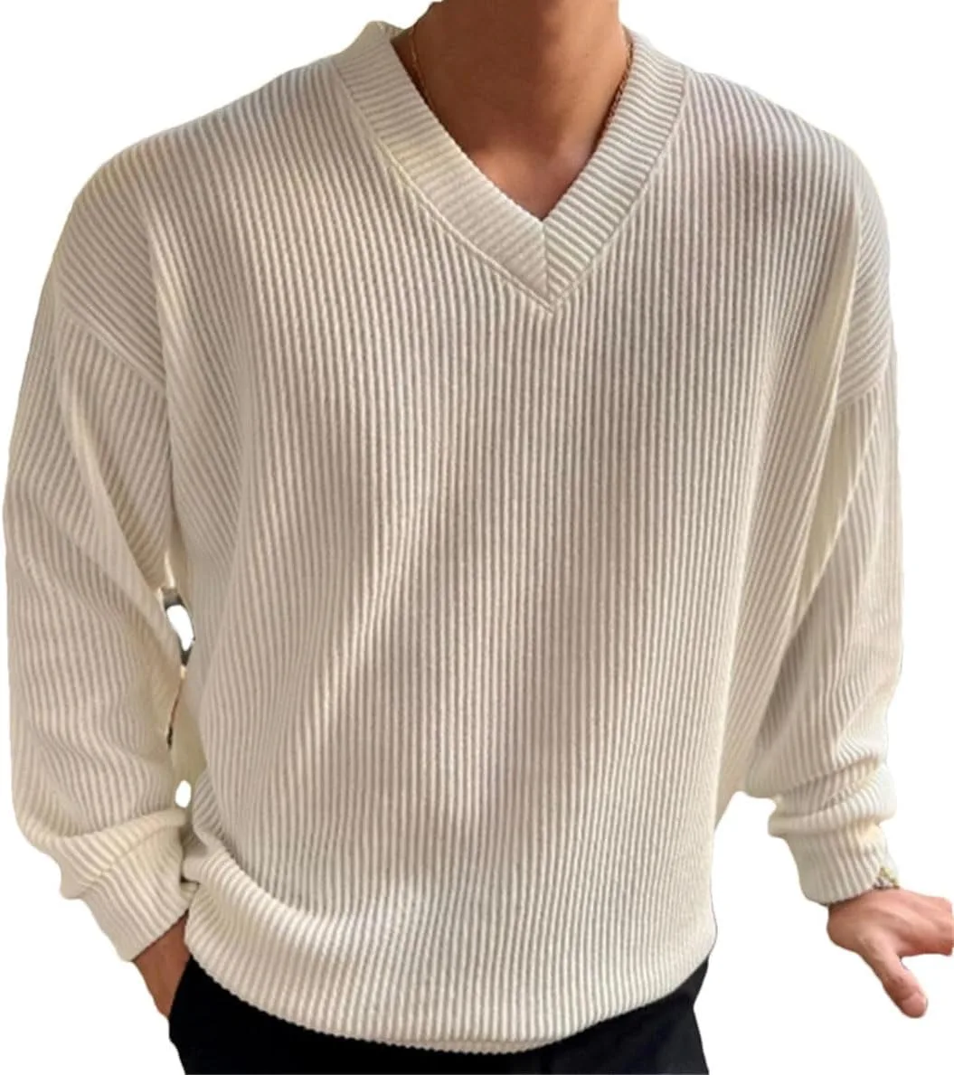 Осенний свитер мужской V-образный вырез
Осенний свитер мужской V-образный вырез