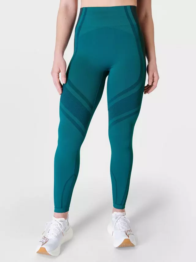 Спортивные леггинсы Sweaty Betty Silhouette Sculpt Seamless Workout, цвет reef/teal/navy/blue
Спортивные леггинсы Sweaty Betty Silhouette Sculpt Seamless Workout, цвет reef/teal/navy/blue