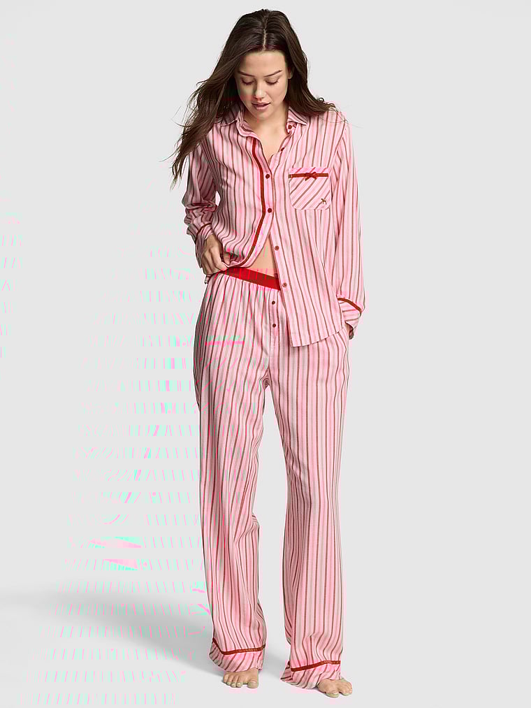 Длинный пижамный комплект из фланели Pink, dollhouse/ bright vermillion stripes
Длинный пижамный комплект из фланели Pink, dollhouse/ bright vermillion stripes