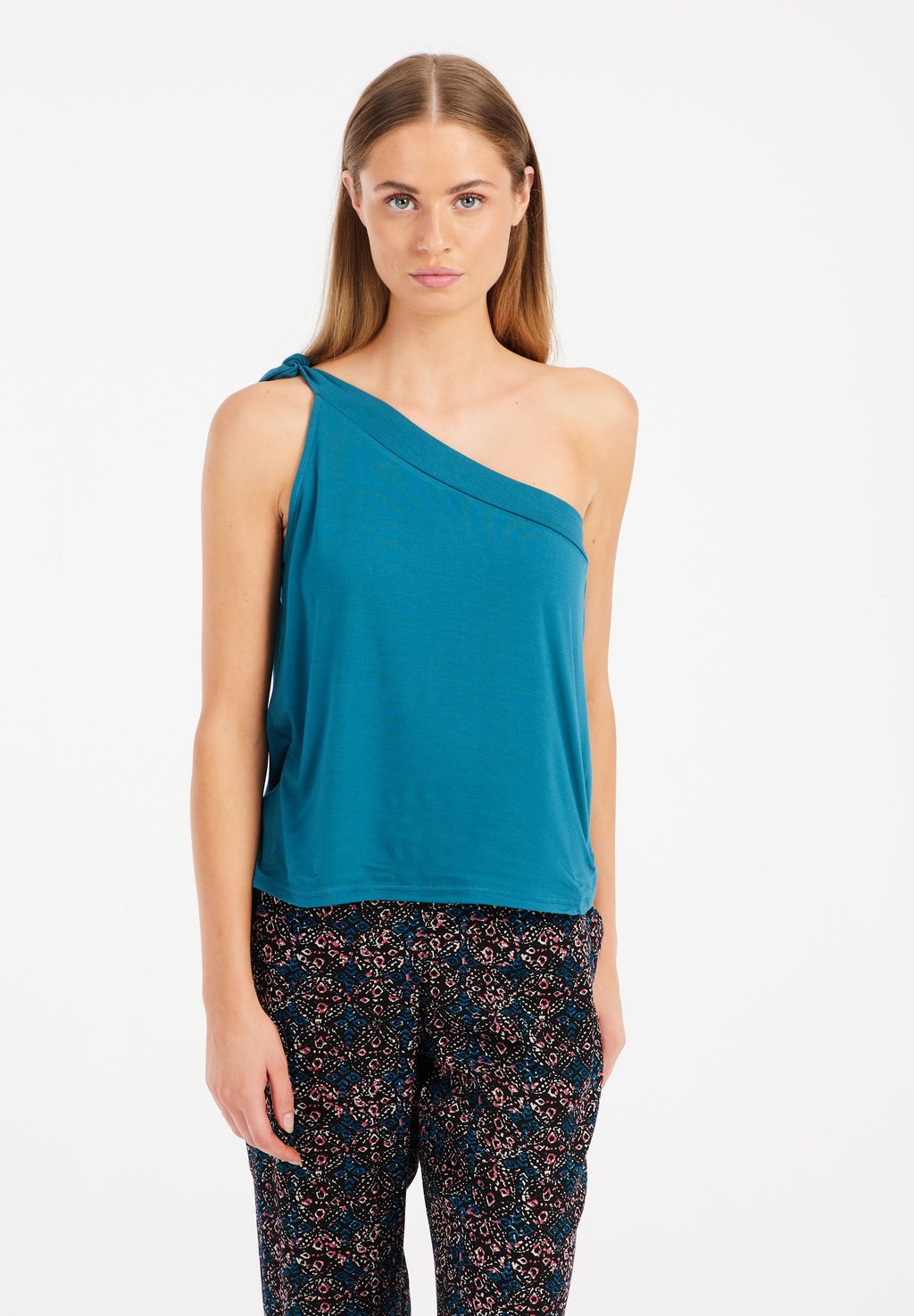 Топ SINGLETS Protest, синий
Топ SINGLETS Protest, синий