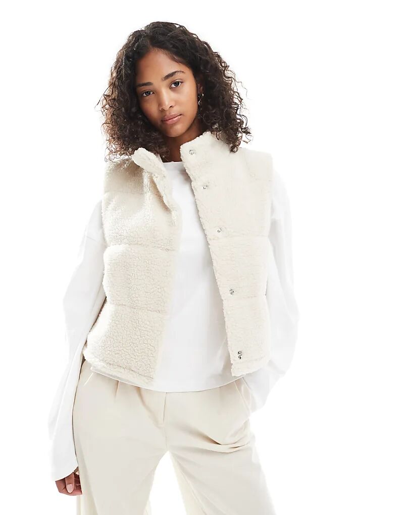 ONLY жилет с подкладкой из борга в камне
ONLY жилет с подкладкой из борга в камне