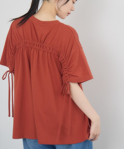 Футболка с присборенной талией, бренд Retro Girl, оранжевый
Футболка с присборенной талией, бренд Retro Girl, оранжевый