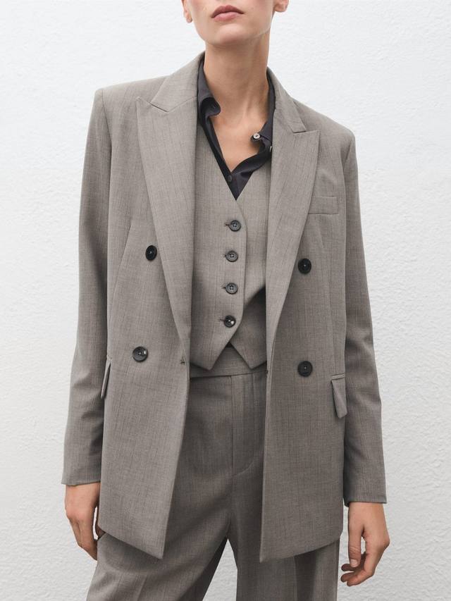 Пиджак из шерстяной смеси Puglia в полоску Mango, Grey
Пиджак из шерстяной смеси Puglia в полоску Mango, Grey