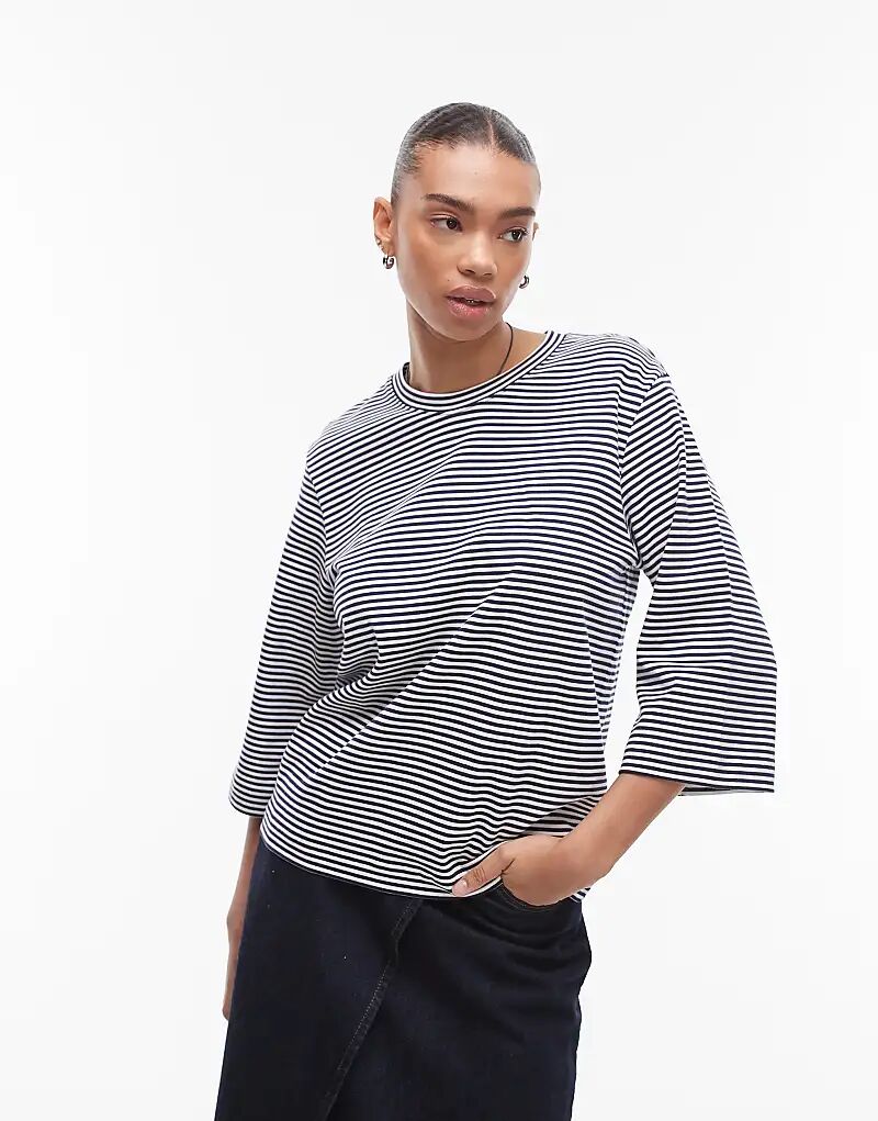 Футболка ARKET с рукавами 3/4 и узором «тяжелая» в сине-белую полоску
Футболка ARKET с рукавами 3/4 и узором «тяжелая» в сине-белую полоску