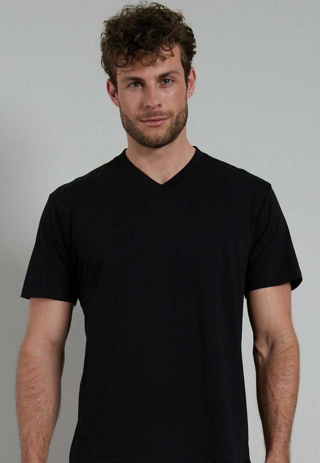 Базовая футболка 6ER PACK Götzburg, черный
Базовая футболка 6ER PACK Götzburg, черный