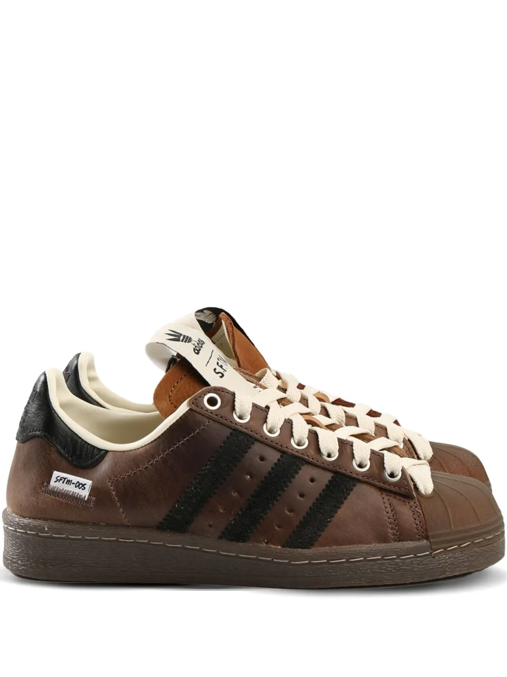 X Song кроссовки Mute Superstar 82 adidas, коричневый
X Song кроссовки Mute Superstar 82 adidas, коричневый
