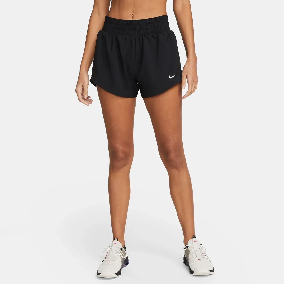 Шорты для тренинга Nike "DRI-FIT ONE ЖЕНСКИЕ ШОРТЫ СО СРЕДНЕЙ ПОСАДКОЙ НА ПОДКЛАДКЕ", черный
Шорты для тренинга Nike "DRI-FIT ONE ЖЕНСКИЕ ШОРТЫ СО СРЕДНЕЙ ПОСАДКОЙ НА ПОДКЛАДКЕ", черный