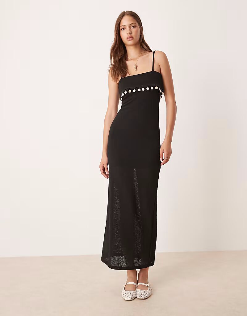 Платье макси с отделкой из ракушек черного цвета Asos Design
Платье макси с отделкой из ракушек черного цвета Asos Design