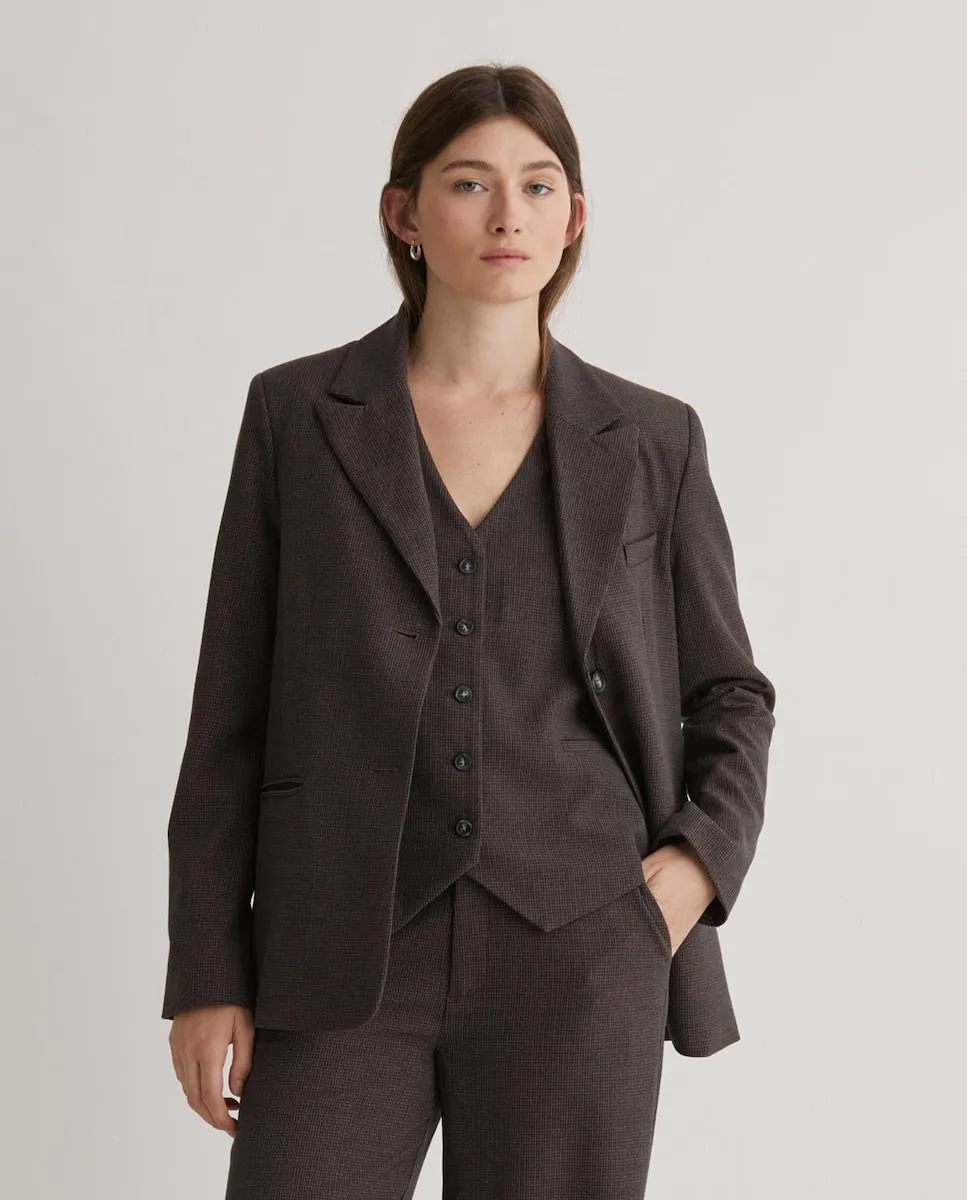 Женский блейзер с застежкой на пуговицы и передними горизонтальными карманами Yerse, коричневый
Женский блейзер с застежкой на пуговицы и передними горизонтальными карманами Yerse, коричневый