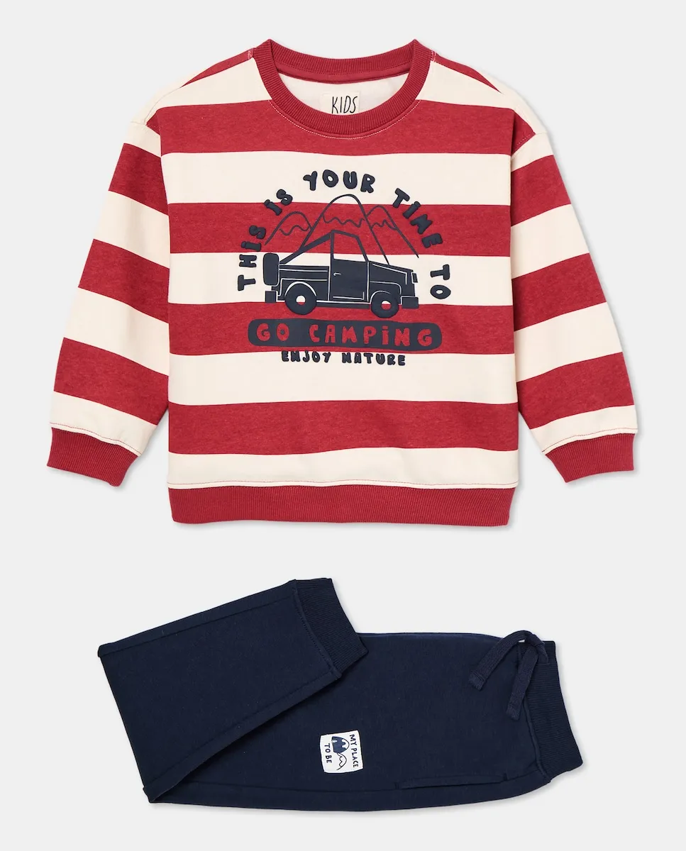 Комплект из 2 предметов длинная свитшот с застежкой и полосками и плюшевые штаны для мальчика Kids El Corte Inglés, красный
Комплект из 2 предметов длинная свитшот с застежкой и полосками и плюшевые штаны для мальчика Kids El Corte Inglés, красный