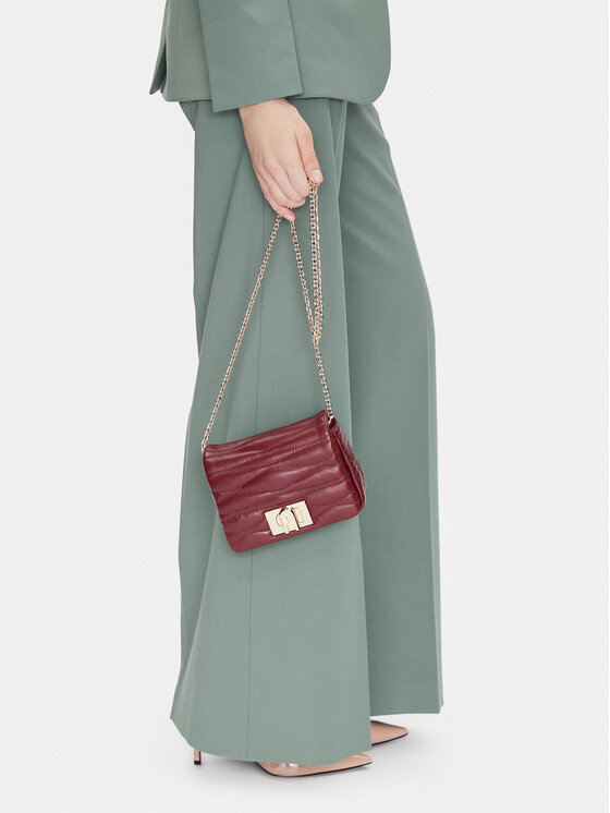 Сумочка 1927 Mini Soft WE00735 BX3221 26700 Furla, красный
Сумочка 1927 Mini Soft WE00735 BX3221 26700 Furla, красный