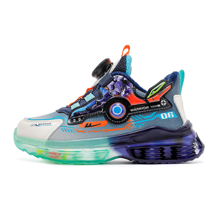 Детские беговые кроссовки Warrior Kids, черный/королевский синий/белый (с флисовой подкладкой)
Детские беговые кроссовки Warrior Kids, черный/королевский синий/белый (с флисовой подкладкой)