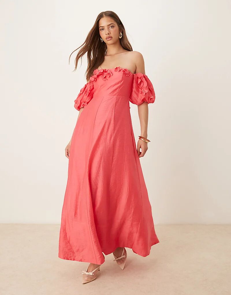 Платье мидакси Forever New с цветочной аппликацией ярко-розового цвета
Платье мидакси Forever New с цветочной аппликацией ярко-розового цвета