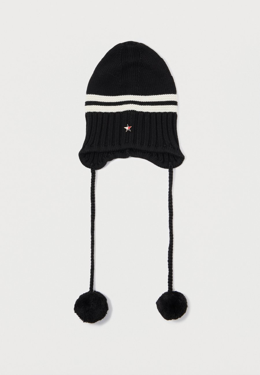 Шапка Tommy Hilfiger CHUNKY BAUBLE BEANIE, Black
Шапка Tommy Hilfiger CHUNKY BAUBLE BEANIE, Black
