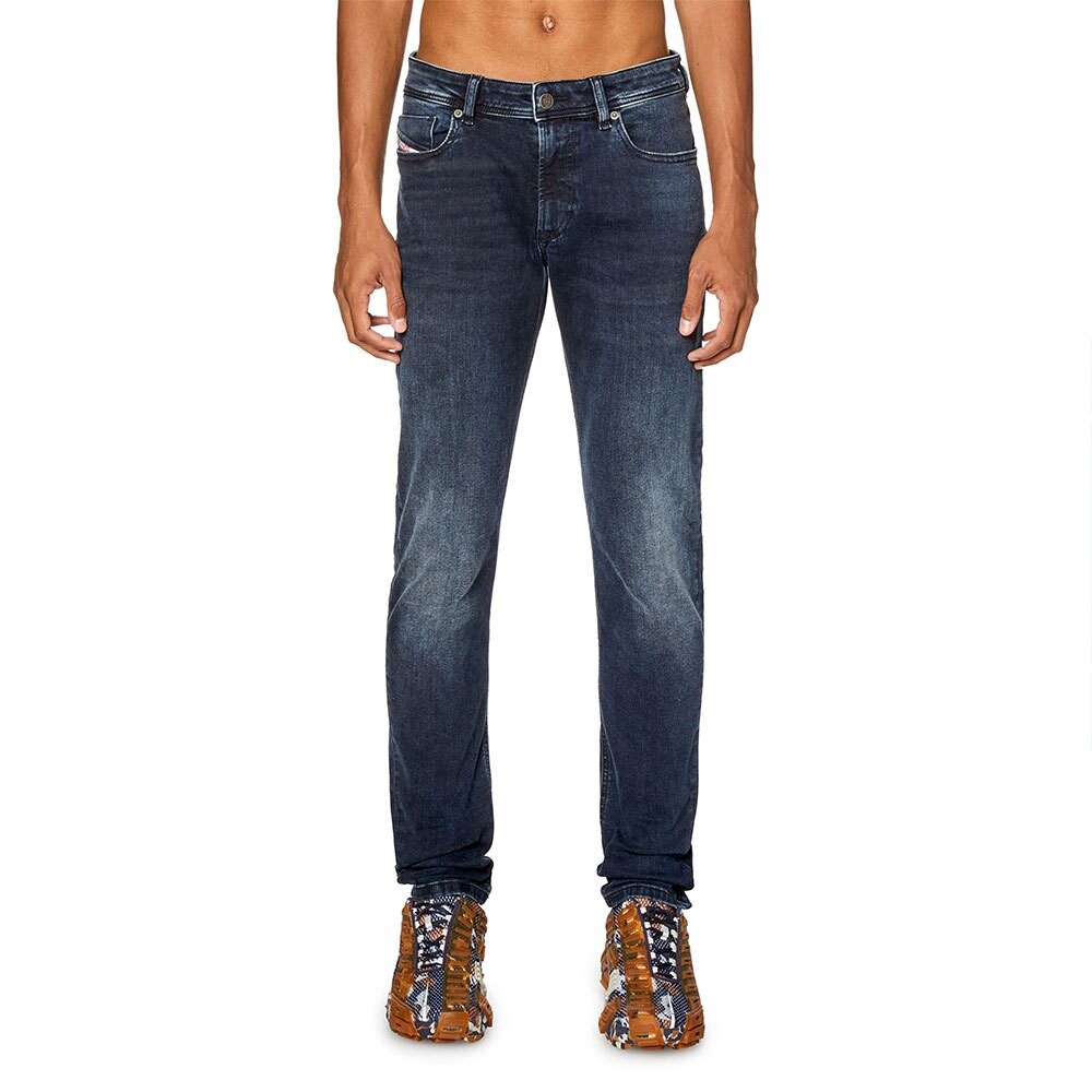 Джинсы Diesel 0ENAR 1979 Sleenker, синий
Джинсы Diesel 0ENAR 1979 Sleenker, синий