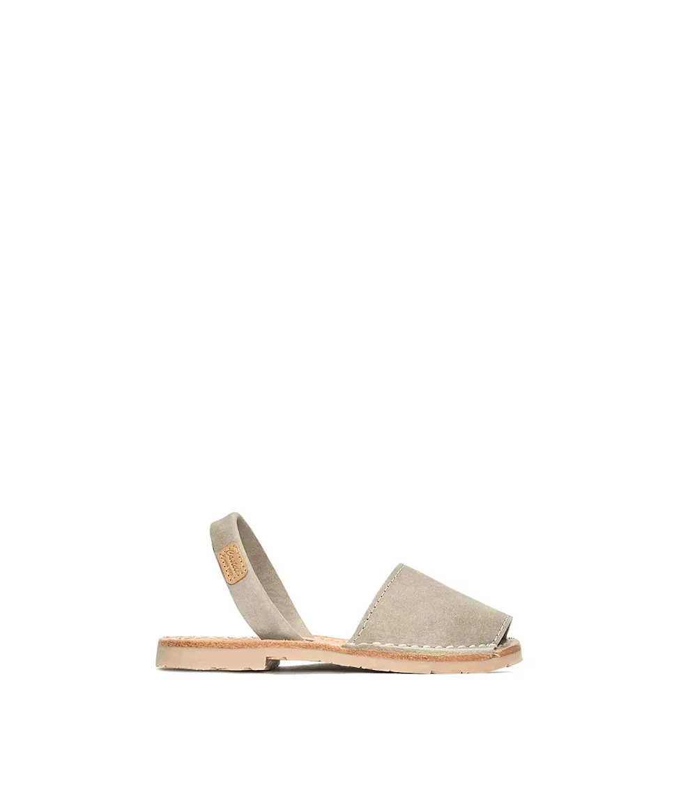 Детские сандалии Menorcan из бежевой кожи CASTELL MENORCA, бежевый
Детские сандалии Menorcan из бежевой кожи CASTELL MENORCA, бежевый