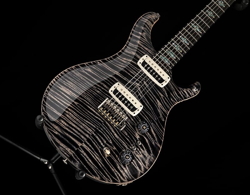 Электрогитара Paul Reed Smith Private Stock John McLaughlin Limited Edition - Charcoal Phoenix 
Электрогитара Paul Reed Smith Private Stock John McLaughlin Limited Edition - Charcoal Phoenix