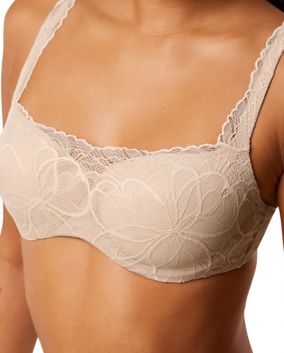 Body Make Up Illusion Кружевной бюстгальтер-балконет с гибкой косточкой и пеной Triumph, бежевый
Body Make Up Illusion Кружевной бюстгальтер-балконет с гибкой косточкой и пеной Triumph, бежевый