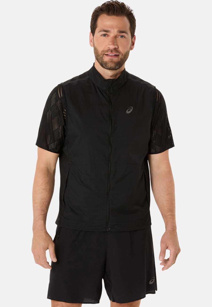 Куртка ASICS METARUN PACKABLE, Performance Black/Black
Куртка ASICS METARUN PACKABLE, Performance Black/Black