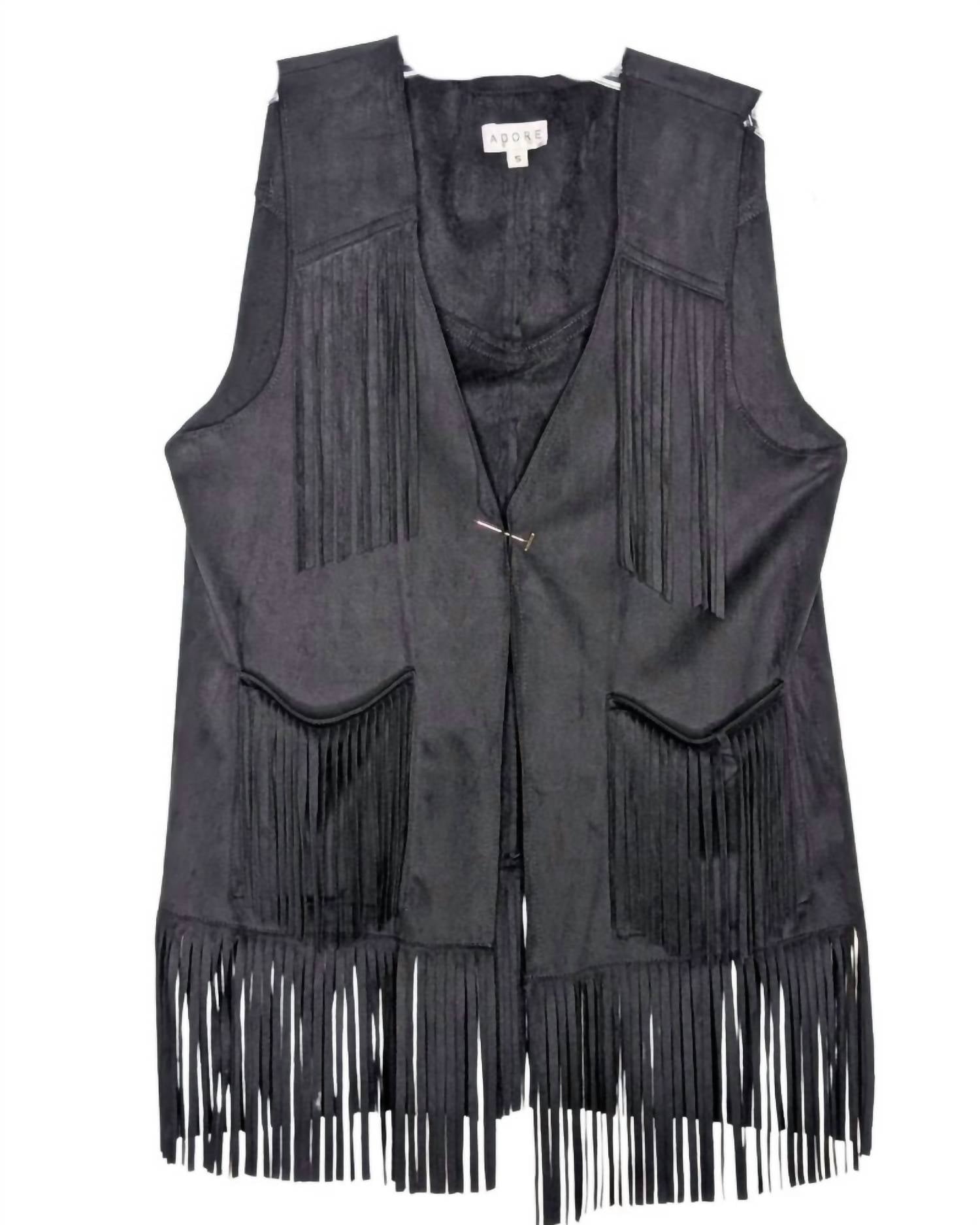 Женский короткий жилет из искусственной замши черного цвета Adore
Женский короткий жилет из искусственной замши черного цвета Adore