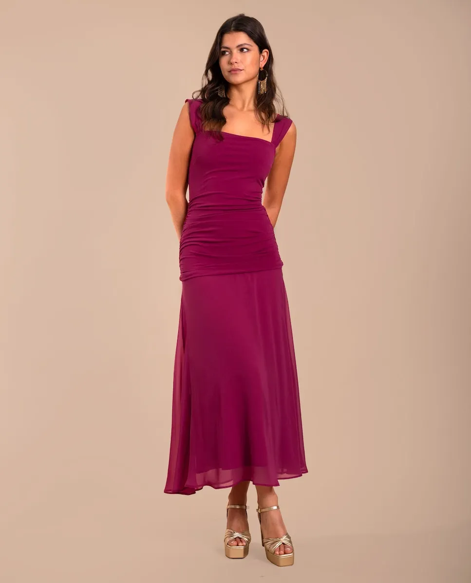 Платье миди с бретельками и вырезом без бретелек The-Are, розовый
Платье миди с бретельками и вырезом без бретелек The-Are, розовый