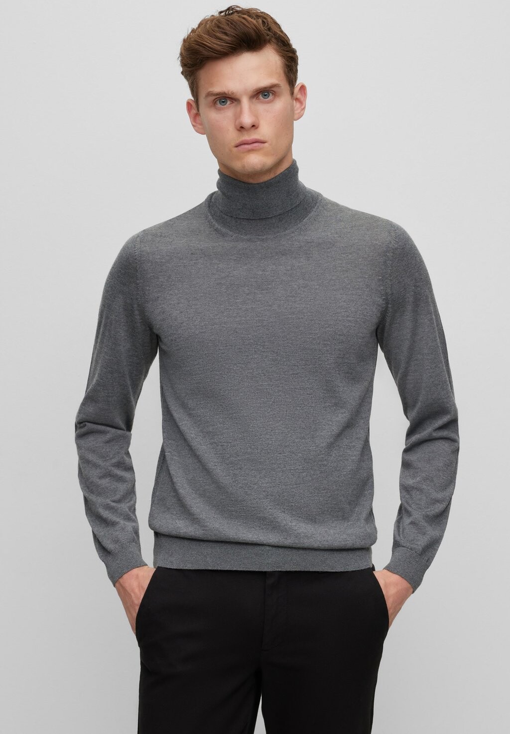 Свитер Musso BOSS, средне-серый
Свитер Musso BOSS, средне-серый