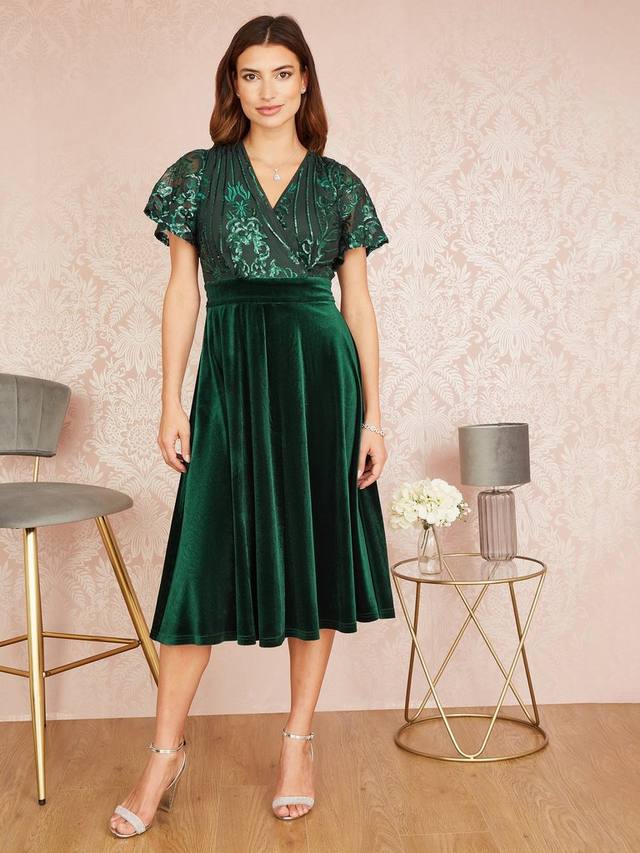 Украшенное облегающее платье миди с запахом Yumi, зеленый
Украшенное облегающее платье миди с запахом Yumi, зеленый