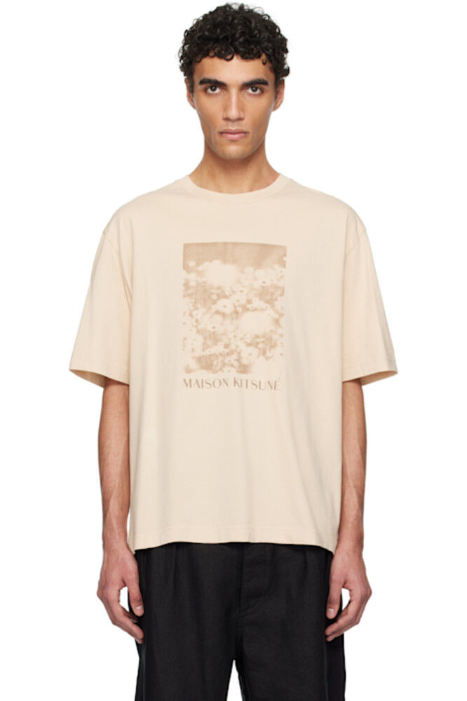 Бежевая футболка Daisy Field Oversize Maison Kitsuné
Бежевая футболка Daisy Field Oversize Maison Kitsuné