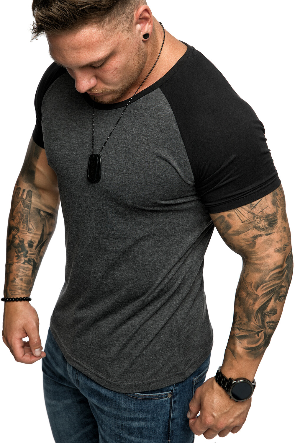 Футболка Amaci&Sons mit Rundhalsausschnitt SALEM, антрацит/черный
Футболка Amaci&Sons mit Rundhalsausschnitt SALEM, антрацит/черный