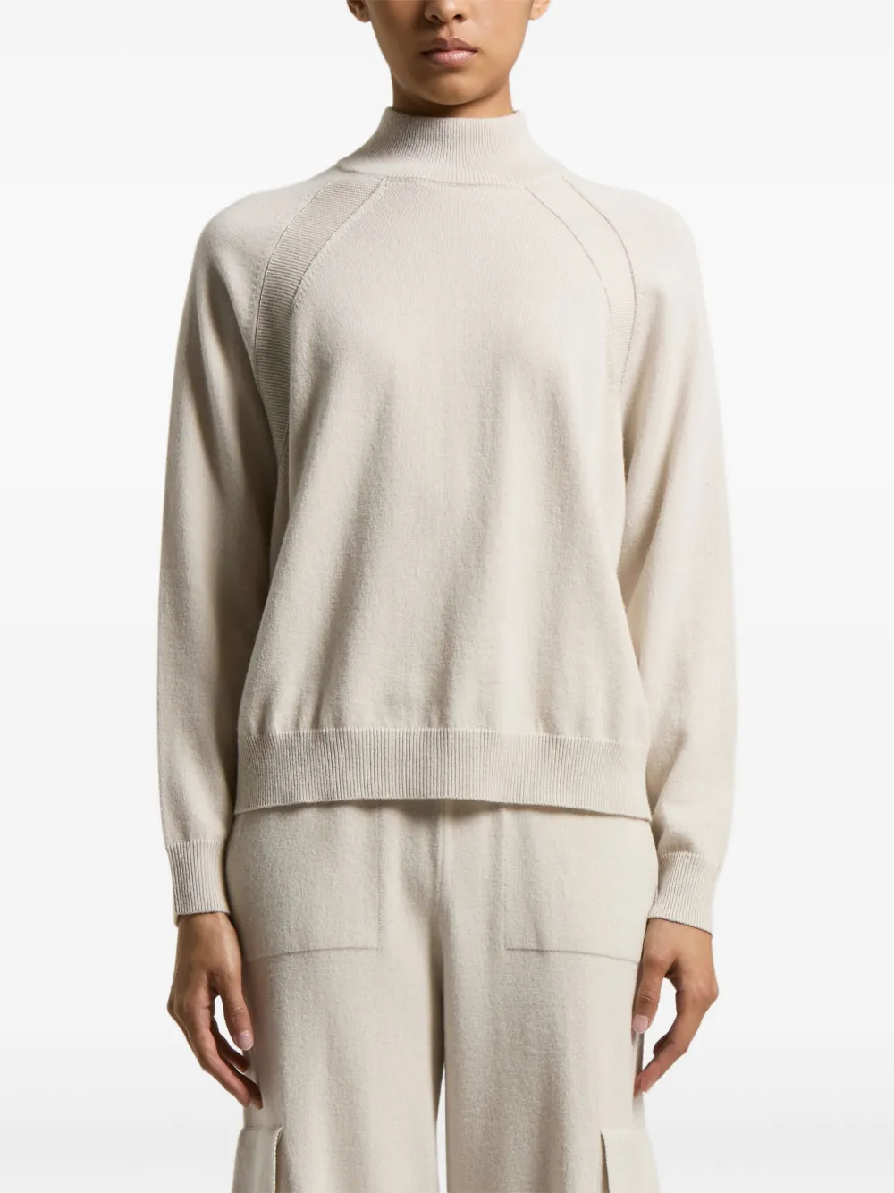 Свитер с высоким воротником и рукавами реглан Peserico, нейтральный
Свитер с высоким воротником и рукавами реглан Peserico, нейтральный