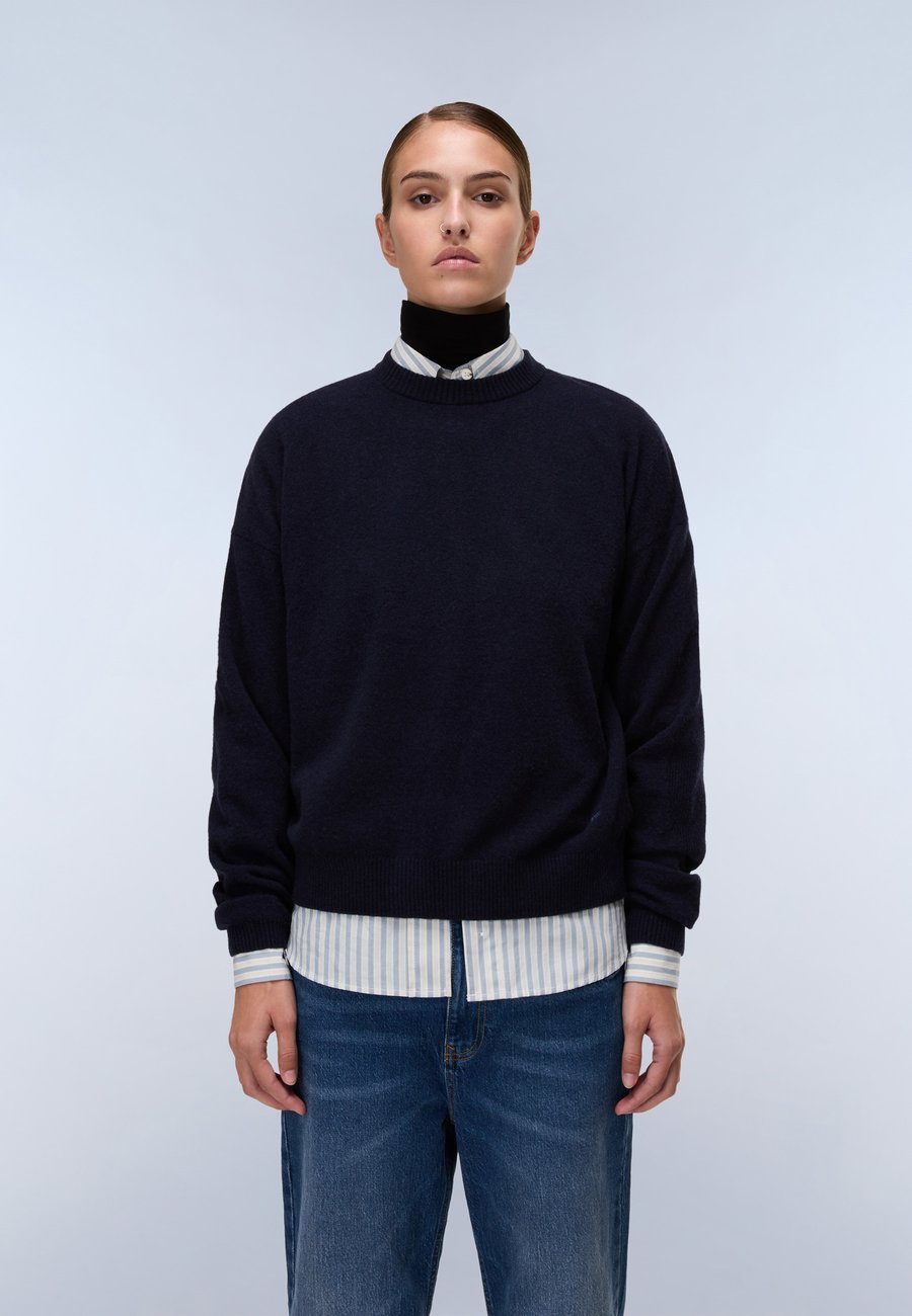 Джемпер Napapijri D-MIS C W., Blu Marine/Blue
Джемпер Napapijri D-MIS C W., Blu Marine/Blue