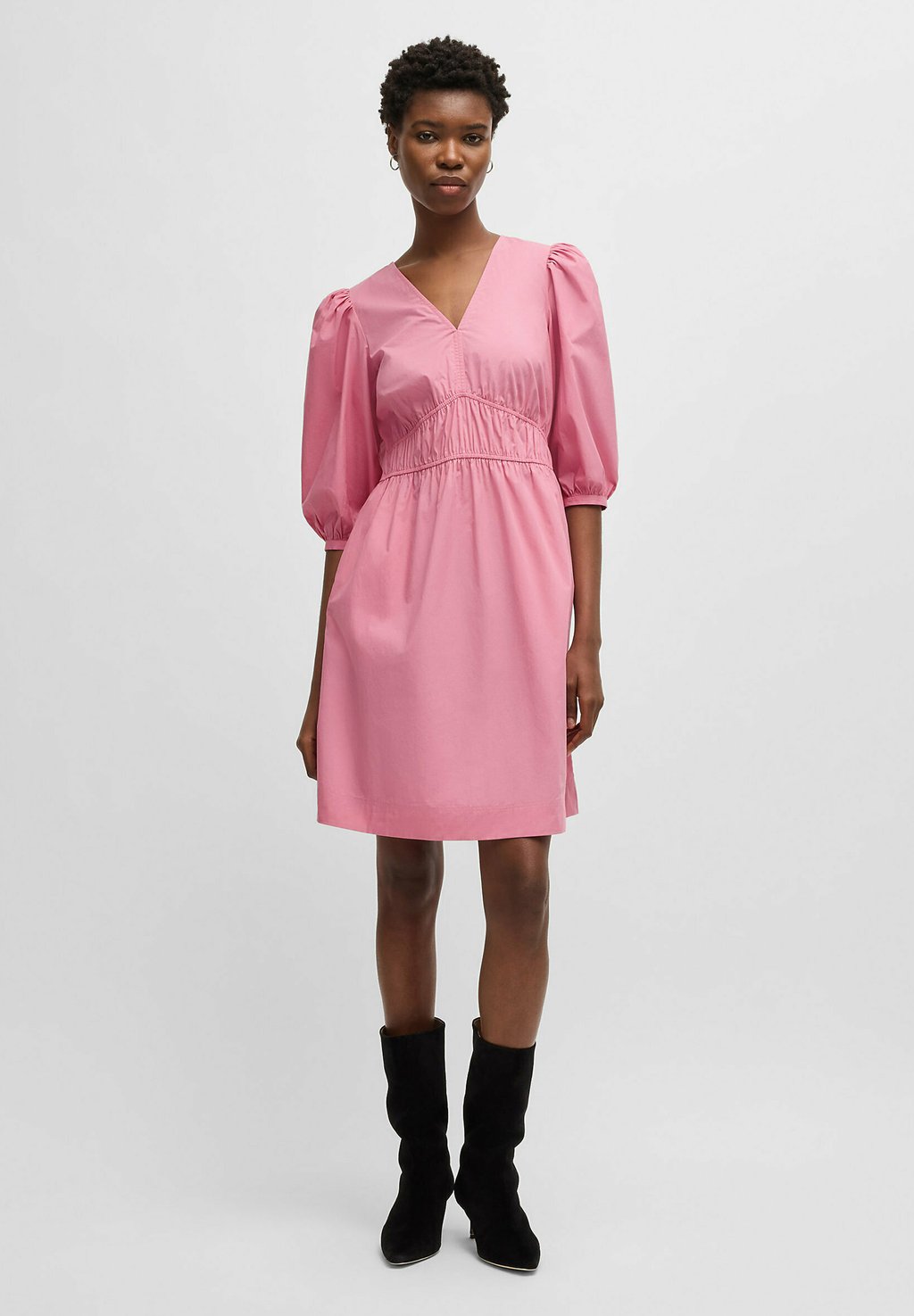 Повседневное платье DEZZAN BOSS, розовый
Повседневное платье DEZZAN BOSS, розовый