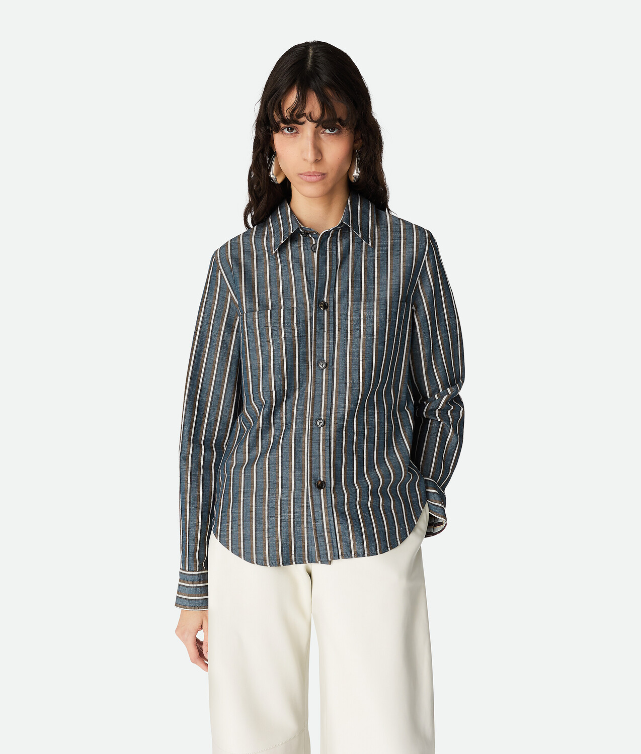 Cotton and linen stripe shirt BOTTEGA VENETA, черный/синий/хаки
Cotton and linen stripe shirt BOTTEGA VENETA, черный/синий/хаки