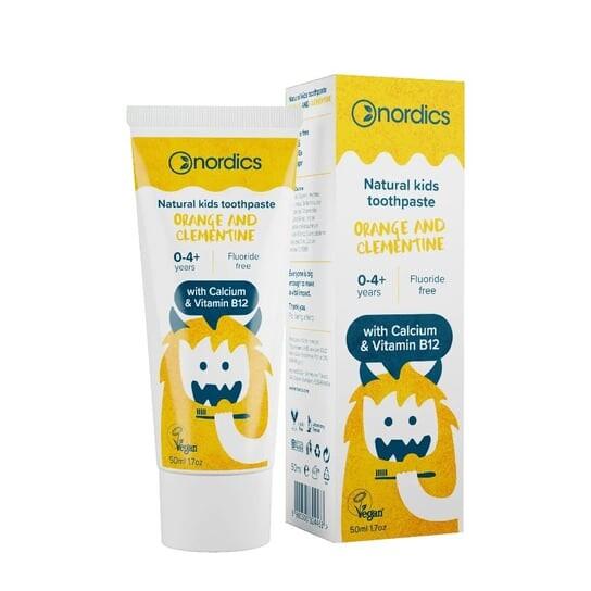 Зубная паста без фтора для детей 0-4+ лет Апельсин и Клементин 50мл Nordics,Natural Kids Toothpaste
Зубная паста без фтора для детей 0-4+ лет Апельсин и Клементин 50мл Nordics,Natural Kids Toothpaste