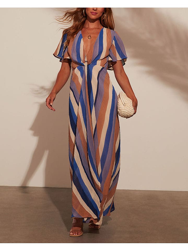 Длинное платье Milan Kiss
Длинное платье Milan Kiss