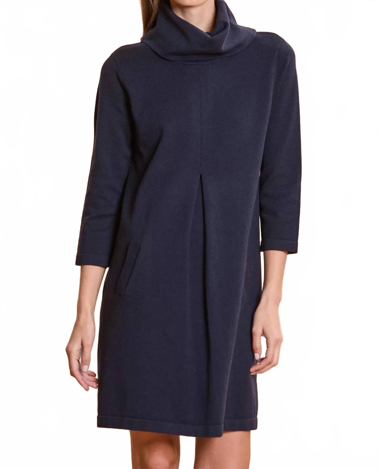 Фальшивая замша миди-платье с рукавом 3/4 в темно-синем цвете Tyler Boe
Фальшивая замша миди-платье с рукавом 3/4 в темно-синем цвете Tyler Boe