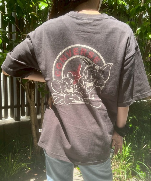 TOM&JERRY Футболка с коротким рукавом, винтажный принт, пигментированная отделка, био-стирка, TOM & JERRY x Converse, черный
TOM&JERRY Футболка с коротким рукавом, винтажный принт, пигментированная отделка, био-стирка, TOM & JERRY x Converse, черный