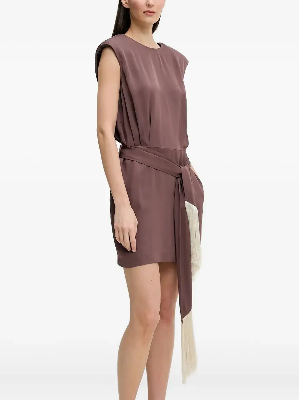 Мини-платье с подкладкой на плечах и поясом на талии Isabelle Blanche, коричневый
Мини-платье с подкладкой на плечах и поясом на талии Isabelle Blanche, коричневый