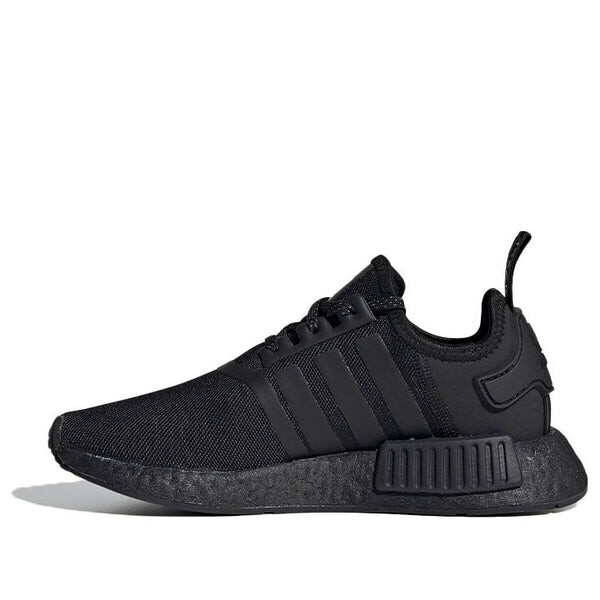 Кроссовки nmd_r1 j Adidas, черный
Кроссовки nmd_r1 j Adidas, черный
