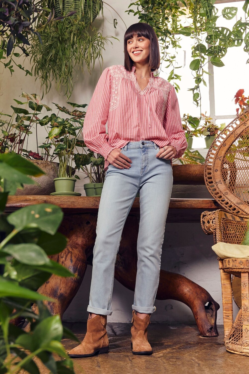 Джинсы FatFace Chesham Girlfriend Fat Face, синий
Джинсы FatFace Chesham Girlfriend Fat Face, синий