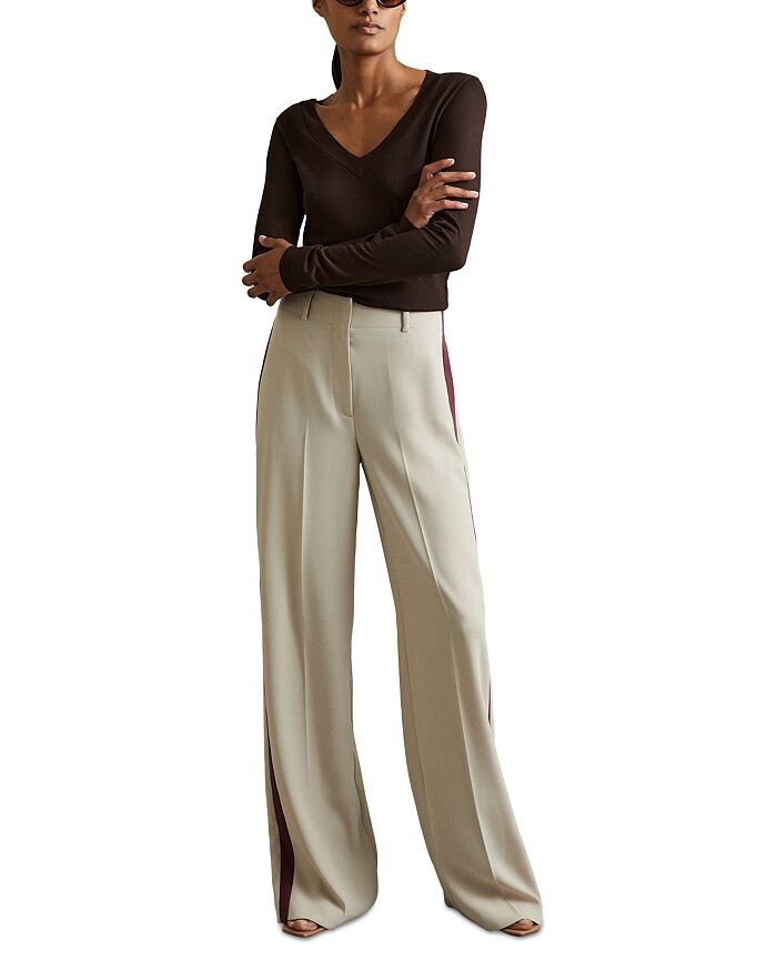 Топ REISS Brady с V-образным вырезом и длинными рукавами, коричневый 
Топ REISS Brady с V-образным вырезом и длинными рукавами, коричневый