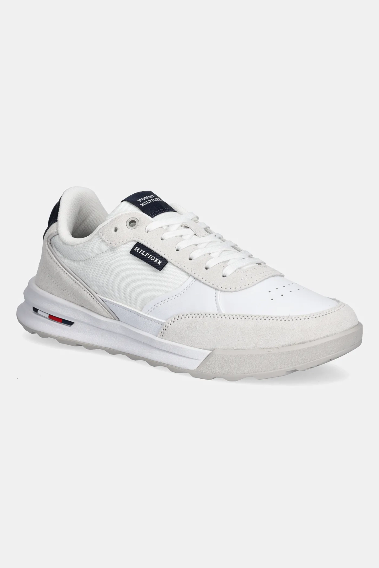 Кожаные кроссовки RETRO RUNNER MIX RWB Tommy Hilfiger, белый
Кожаные кроссовки RETRO RUNNER MIX RWB Tommy Hilfiger, белый