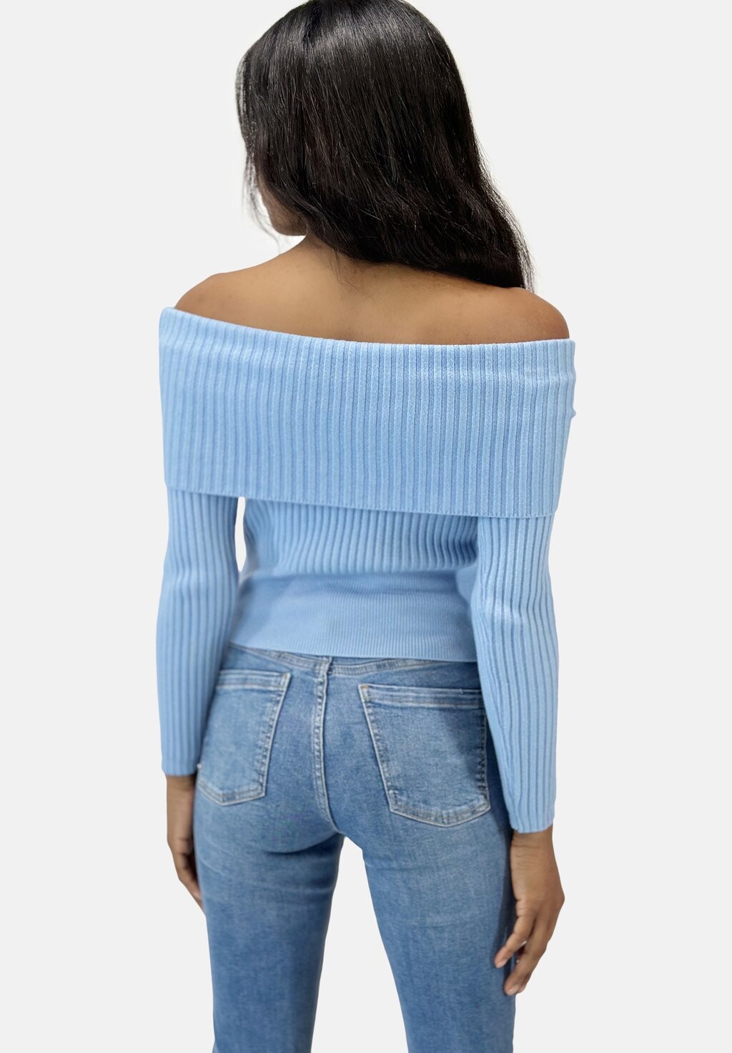 Джемпер Elara, светло-голубой
Джемпер Elara, светло-голубой