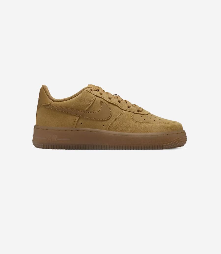 Кроссовки Nike Air Force 1 Low LV8 Wheat Gum светло-коричневые (GS)
Кроссовки Nike Air Force 1 Low LV8 Wheat Gum светло-коричневые (GS)
