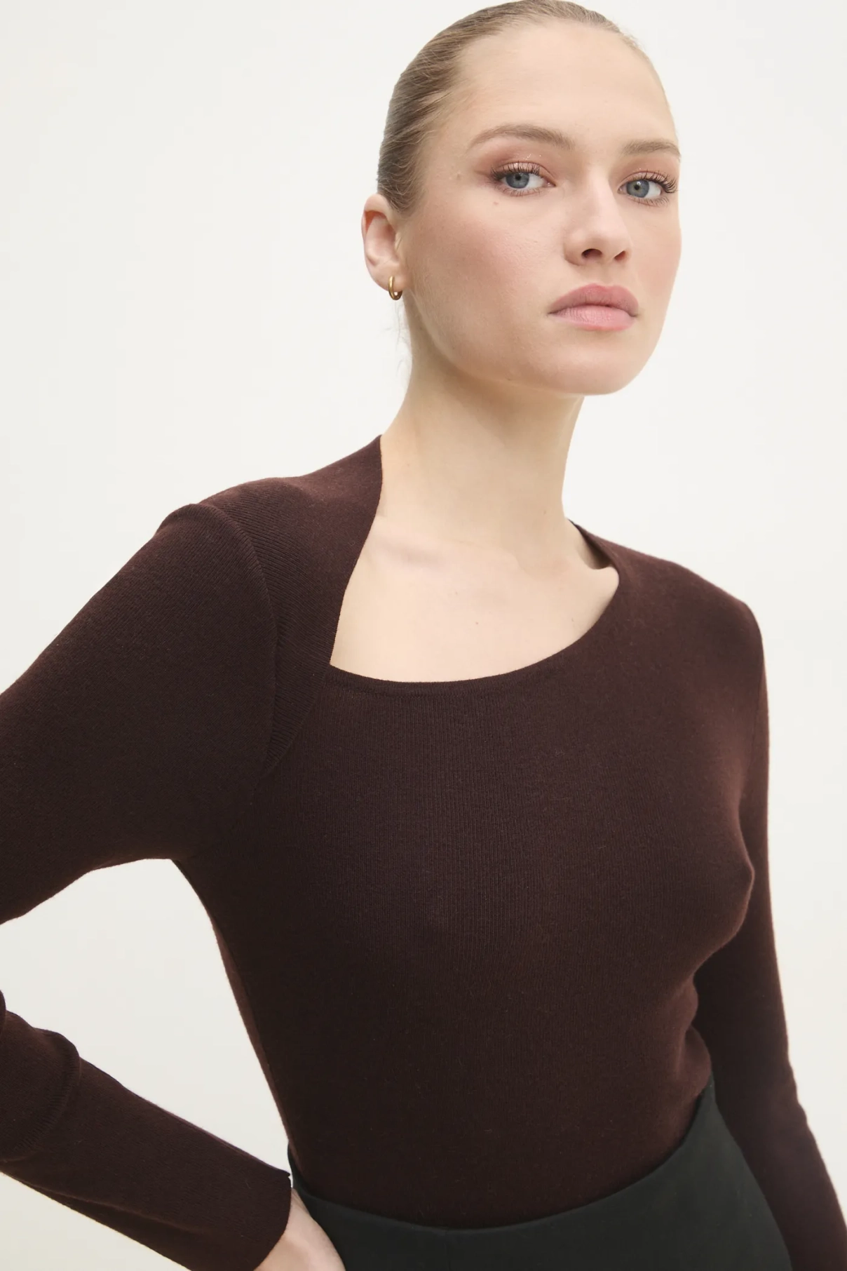 Шерстяной свитер Answear Lab, коричневый
Шерстяной свитер Answear Lab, коричневый