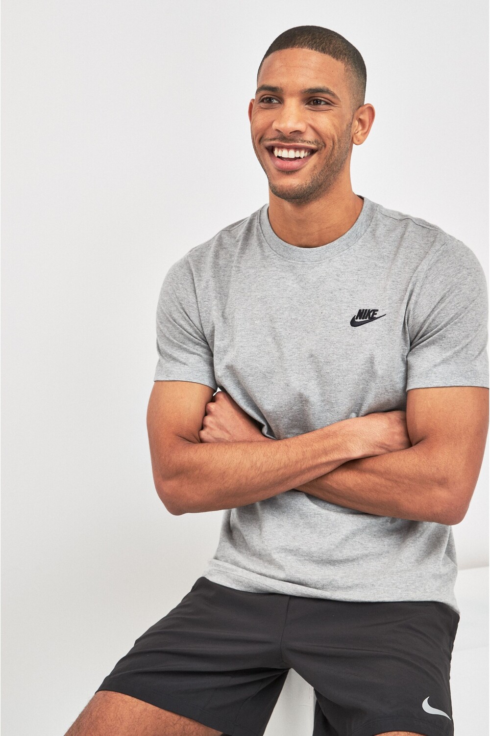 Клубная футболка Nike, серый
Клубная футболка Nike, серый